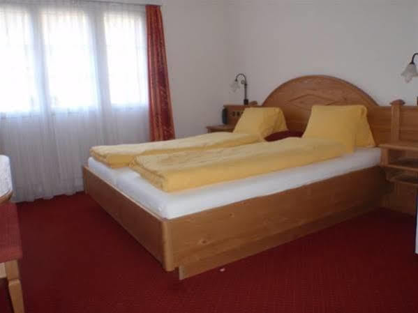 Guesthouse By The Rex Zermatt Ngoại thất bức ảnh